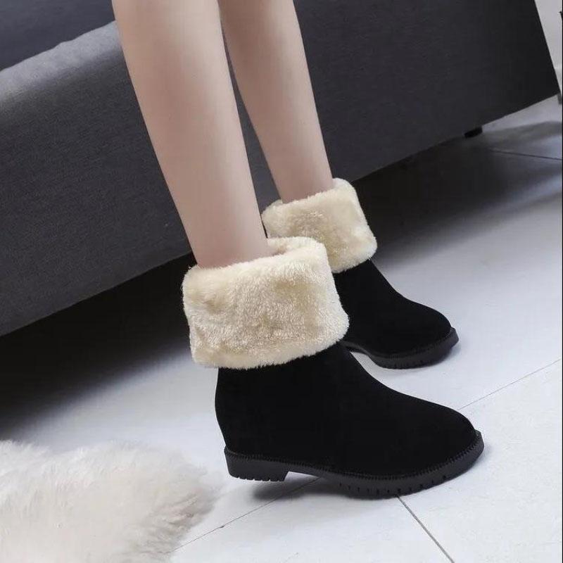 Winter Anti-skiing Boots Korean Women's Mid-tube Plus Velvet Thick Warm Shoes Comfortable Cotton Boots