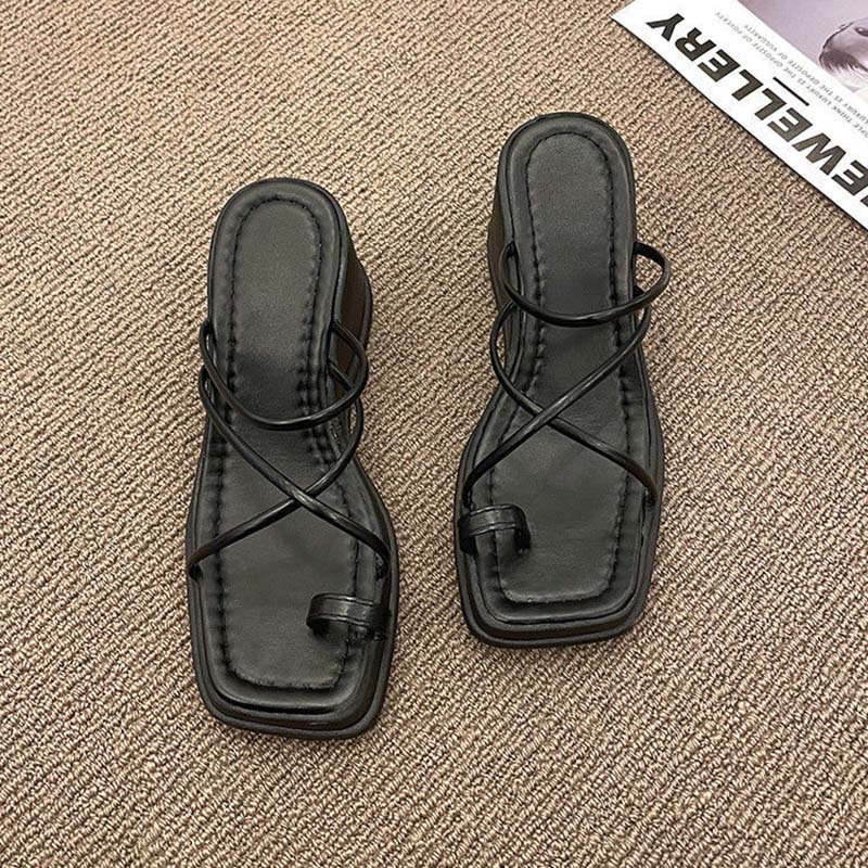 Women's Sandals Slippers Summer Cross Straps Clip-toe Non-slip Slippers Thick Bottom Heightened Wedge Flip Flops Beach Temperament All-match Sandals