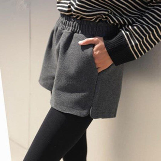 Fashion Shorts for Women Classic Basic Casual Wide Leg Short Femme Loose Zipper Woolen Shorts