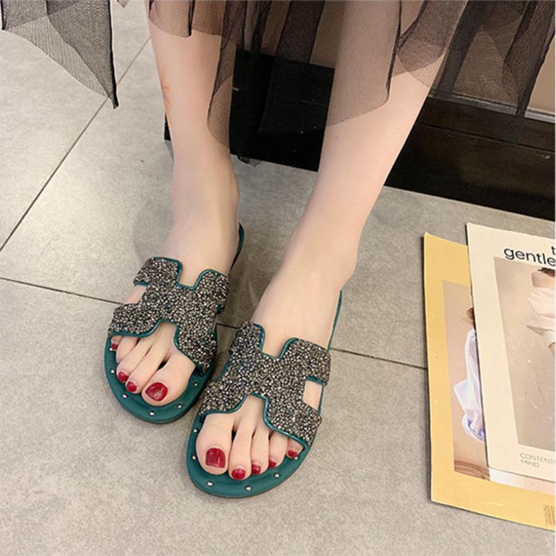Slippers Women Wear 2020 Summer Korean Students Wild Fashion Rhinestone Slippers Flat Bottom Sandals and Slippers