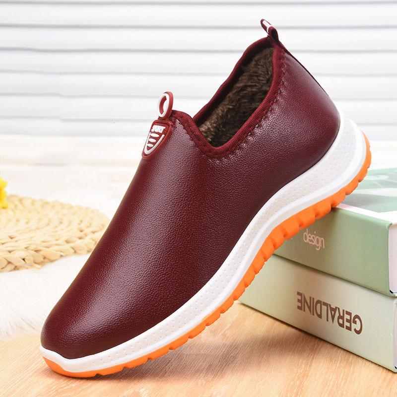 Winter Cotton Shoes Women's Plus Velvet Waterproof Women's Leather Cotton Warm Cotton Boots Soft Sole Pedal Leather Cotton Shoes