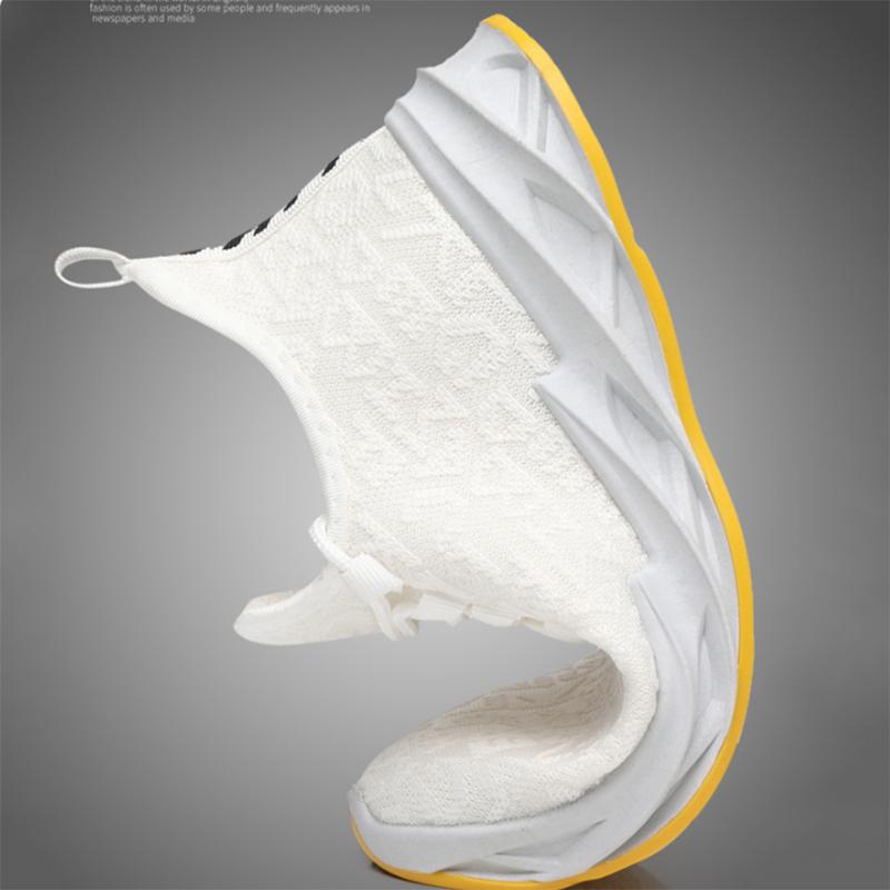 Men's Low Top Sneakers Men's Casual Shoes Trendy All-match Running Shoes Clearance Booth