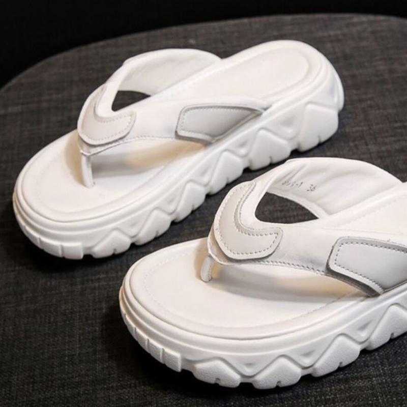 Flip-flops Women's Outer Wear Fashion Flip Flops Sandals Summer Cakes Thick-soled Beach Shoes