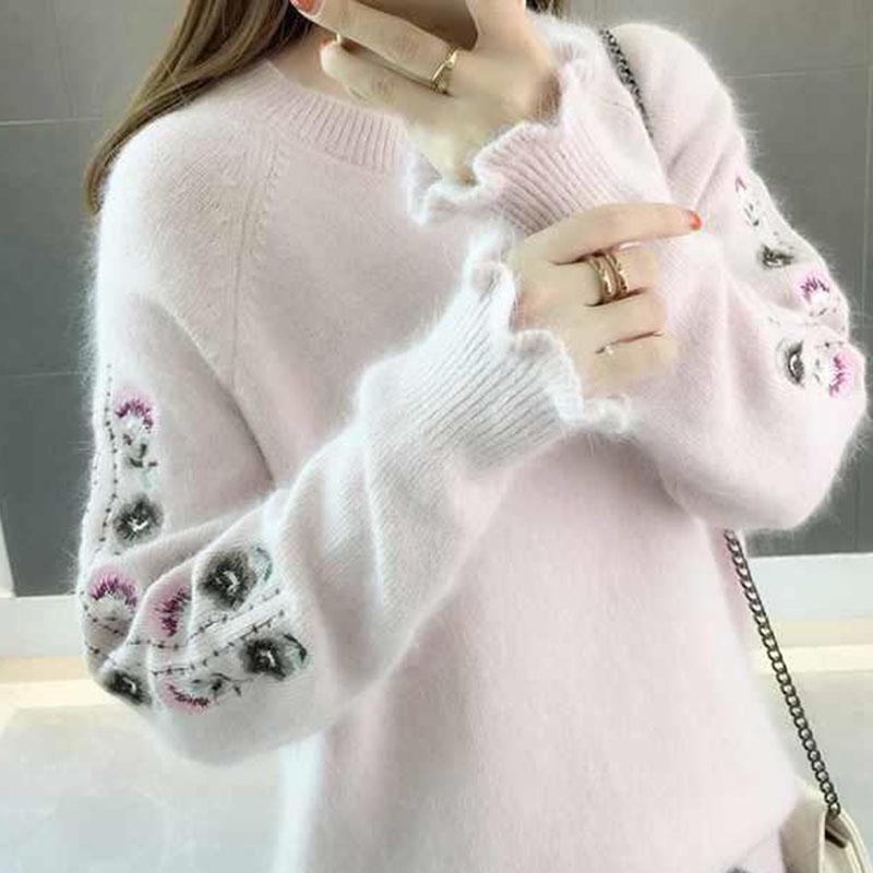 Autumn and Winter Fashion Round Neck Sweater Loose Long-sleeved Pullover Top Simple Style Women's Bottoming Shirt