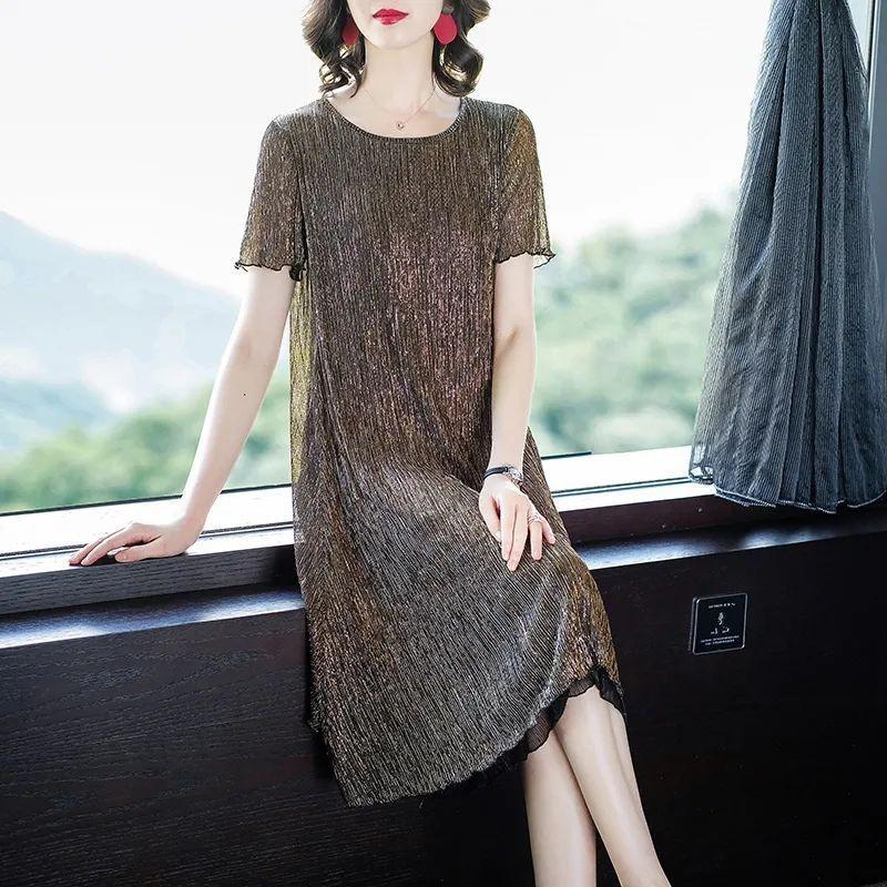 Summer Women Long Large Size Dresses Short Sleeves Solid Color Over-the-knee Long Skirts Casual Women's Pleated Skirts