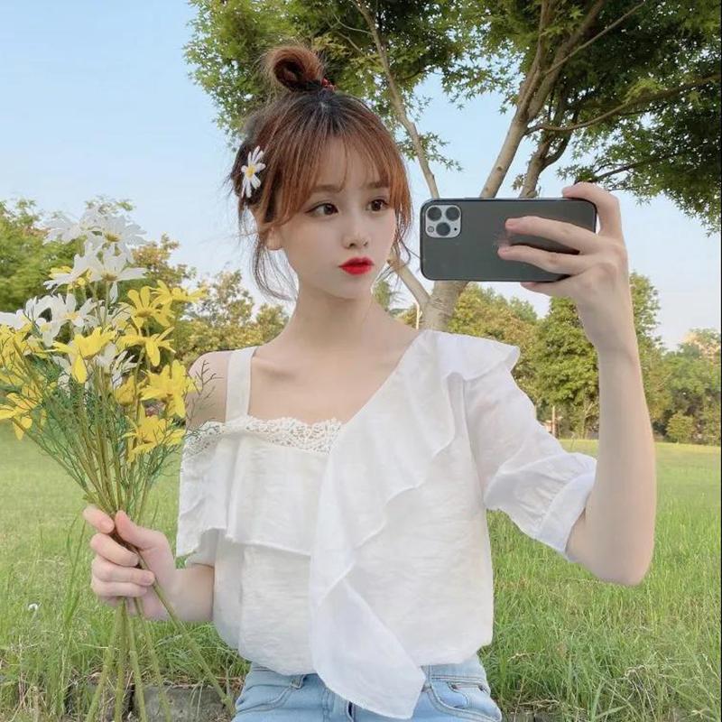 Off-shoulder Ruffled Sweet and Loose Short-sleeved Chiffon Shirt Women's White Off-the-shoulder Shirt Lace Trim Design Ruffled Trim
