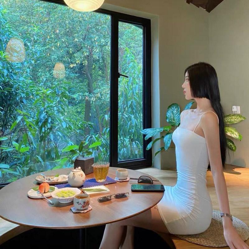 Minimalist Solid Color Sexy Tight-fitting Bag Hip Skirt Girls Nightclub Thin Shoulder Strap Base Suspenders Outer Dress