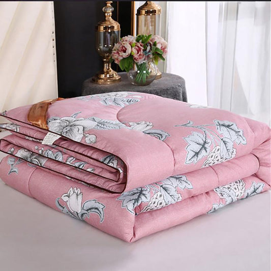 Skin-friendly Mulberry Silk Quilt Single and Double Summer Air-conditioning Quilt Spring and Autumn Quilt Warm Winter Quilt
