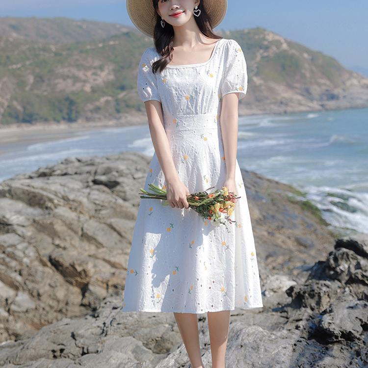 Women's White Embroidered Chiffon Mid-length Dress