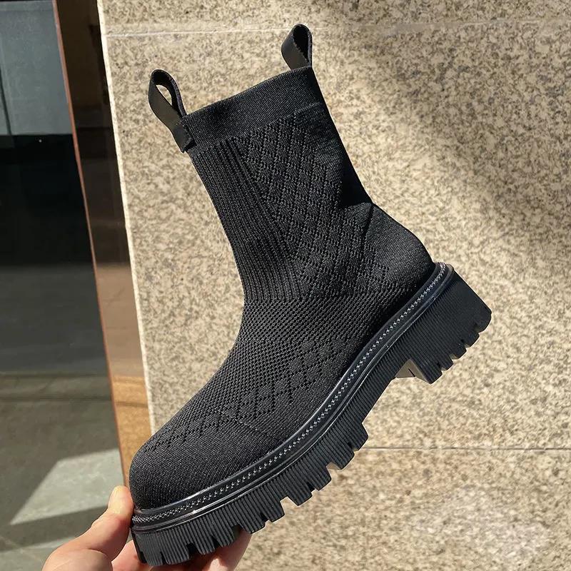 2021 Autumn Winter New Couple Socks Shoes Women Thick-soled Casual Large Size Net Red Knitted Short Boots Women