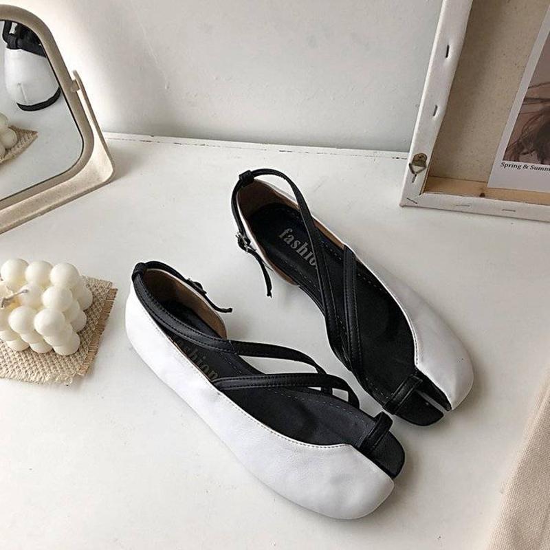 European and American Retro Roman Street Shooting Synchronized Flip-flops Split-toe Shoes Thin Straps Contrast Sandals Flat Shoes Women's Shoes