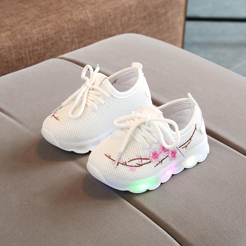 LED Flashing Shoes Embroidery Childrens Flowers Leisure Shoes Breathable Non-slip Kids Sports Shoes Sneakers