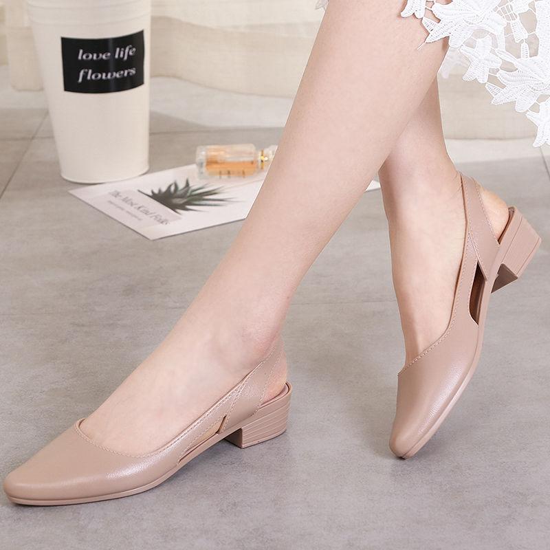 New Fashion Casual Sandals Female Korean Style Shallow Mouth Flat Outer Wear Jelly Sandals and Slippers