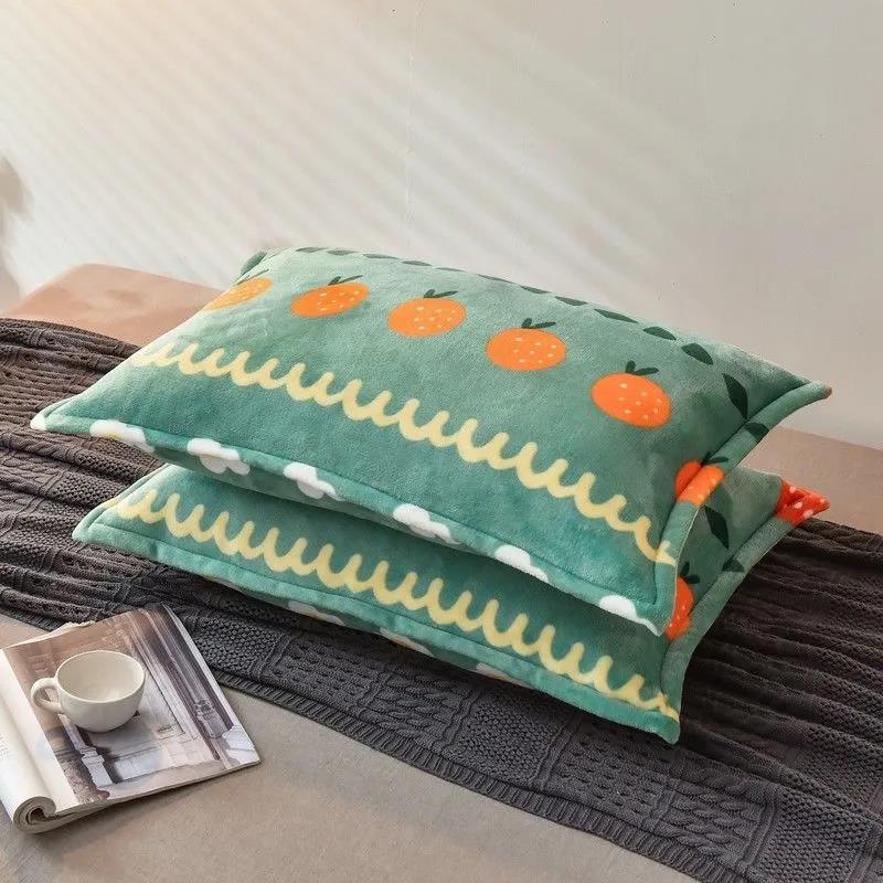 A Pair of 48cmx74cm Coral Velvet Pillowcase Thickened French Velvet Pillowcase Winter Bedroom Pillowcase