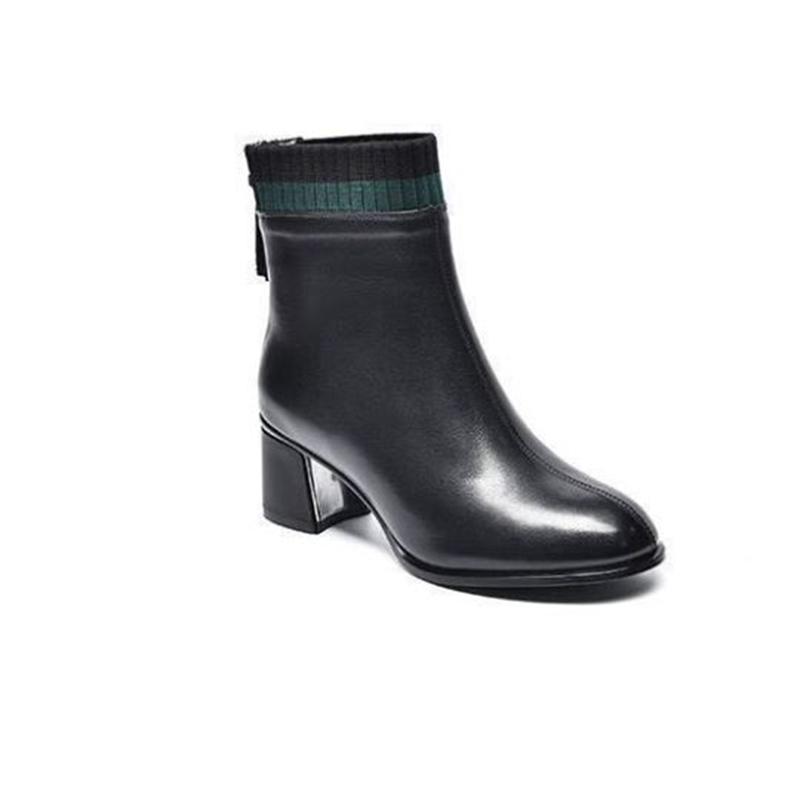 Women's Leather Short Boots Winter Warm and Cashmere Martin Boots Round Toe Thick Heel Boots