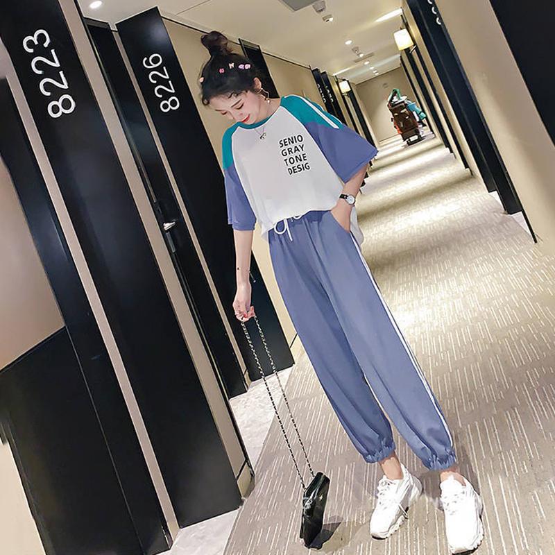 Loose Casual Suit Women's Summer Slimming Sportswear Lightweight Breathable Sweat-absorbent Two-piece Round Neck Short-sleeved T-shirt + Sports Pants