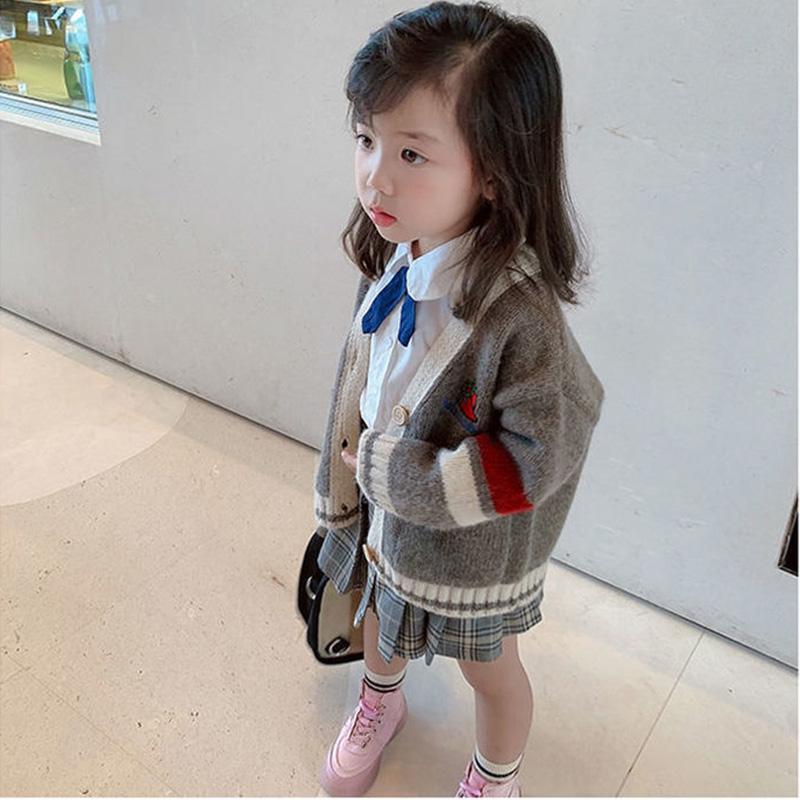 Autumn and Winter Children's Knitted Cardigan V-neck Long-sleeved Sweater Slim Fashion Little Girl Jacket