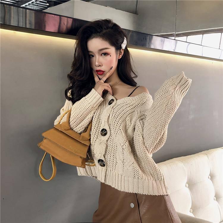 Women Cropped Cardigan Sweater Fall Knitwear Short Cardigan Girl Long Sleeve Twist Crochet Top Pull