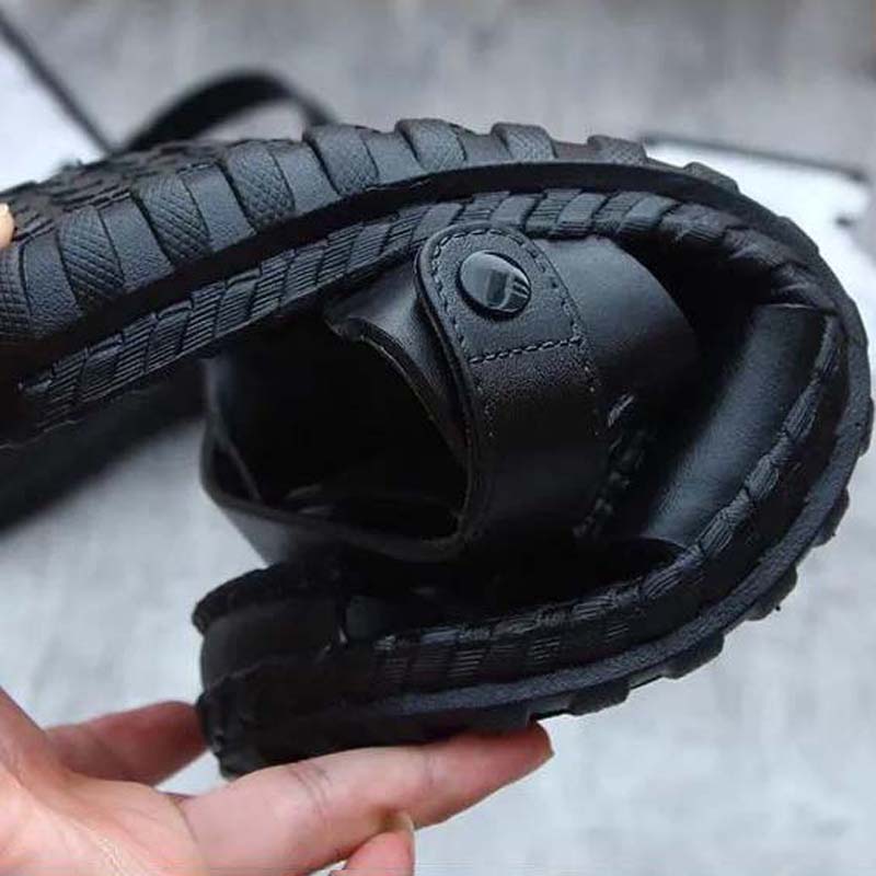 Sandals Male Summer New Casual Beach Shoes Breathable Sandals Slippers