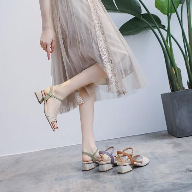 All-match Word Buckle Flip Flops Women's Sandals Summer Platform Platform Shoes Student Flat Roman Shoes