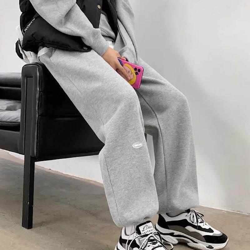 Lamb Velvet Trousers Plus Velvet Thick Sports Pants Women's Winter Loose Warm Trousers with Wide Leg Pants and Outer Cotton Trousers