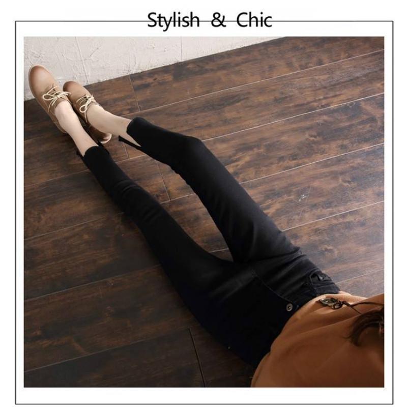 WTEMPO Thin and Irregular Jeans Feet Female Korean Version of The Slim Beggar Hole Nine Points Pencil Pants
