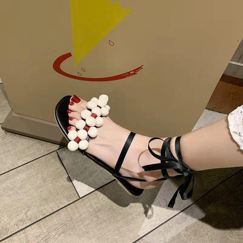 Sandals Female Students Korean Version of Wild Summer Flat Fairy Style Flower Ankle Strap Light Sandals