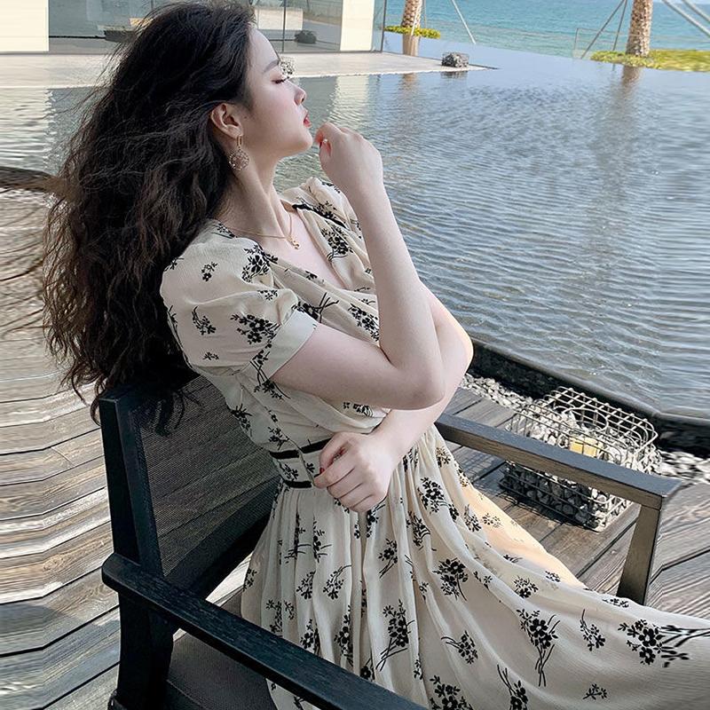 Large Size Women's Dresses Summer Fashion Temperament Waist-covered BellyThin Floral Dress