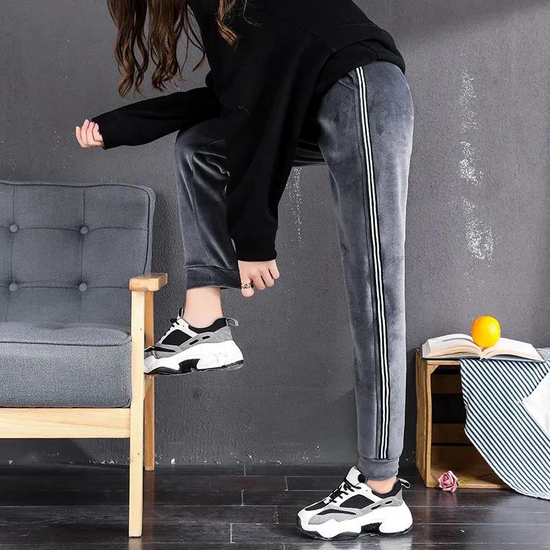 Plus Velvet Thick Gold Velvet Sports Pants Women's Autumn and Winter Warm Harem Pants Loose Casual Pants Guard Pants Long Pants