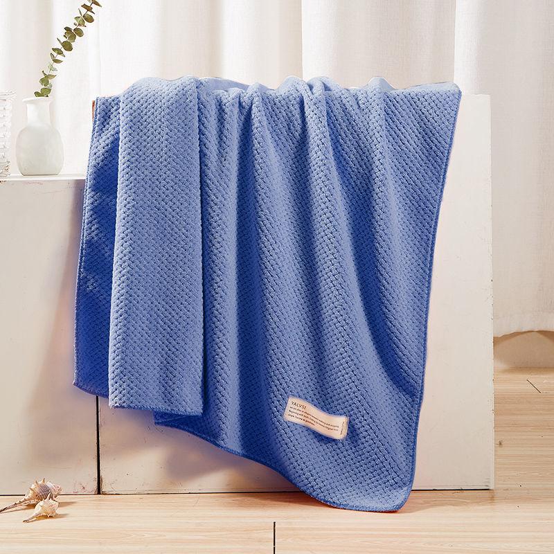 Oversized Bath Towels for Adult Men and Women Are More Absorbent Than Cotton Towels and The Fabric Is Softer and Cute