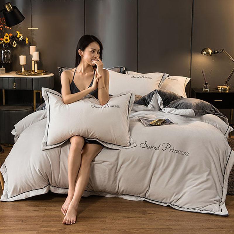 Korean Fashion Princess Style Four-piece Girl Heart Lace Solid Color Bed Linen Quilt Cover Bedding