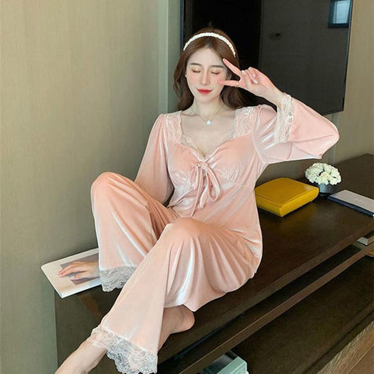 Women's Autumn Winter Sexy Velvet Long-sleeved Pajamas Suit with Chest Pad V-neck Lace Stitching Sweet Homewear Solid Bowknot Lace Edge Nightgowns