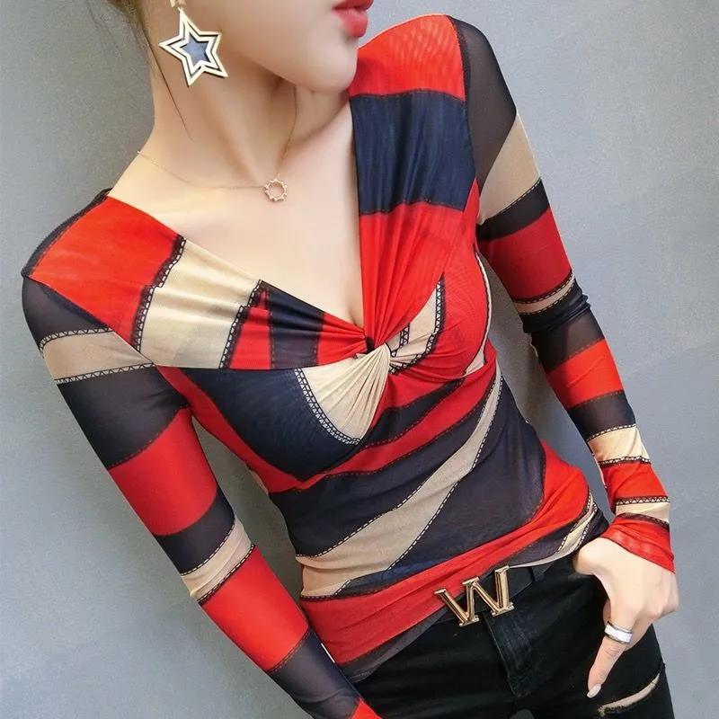 Women's Spring and Autumn Printed T-Shirt V-Neck Slim Long Sleeve Top