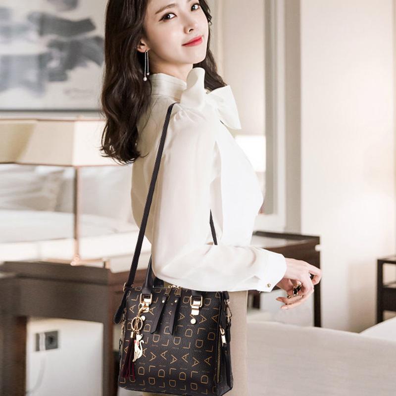 Women's Bag Summer Large-capacity Bag Fashion All-match Pendant One-shoulder Handbag