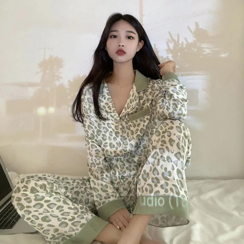 Women's Autumn Winter Sexy Leopard Printing Pajamas Long-sleeved Lapel Loose Homewear Suit Casual Out Wear Pyjamas Set Female Comfortable Nightgowns