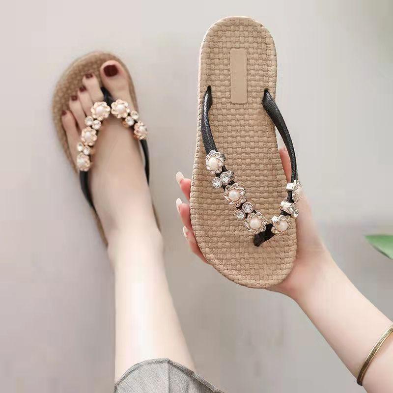 Ladies Sandals and Slippers Fashion Decoration Flip-Flops All-match Outer Wear Beach Flats
