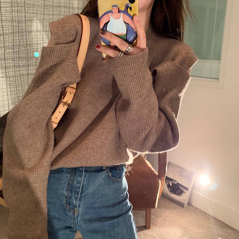 Off-the-shoulder long-sleeved turtleneck sweater women's new winter wear loose bottoming sweater