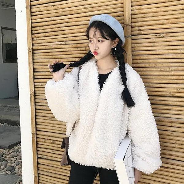 Autumn and Winter Women's Loose Short Lamb Wool Cardigan Jacket Student Warm Wool Long-sleeved Outer Jacket