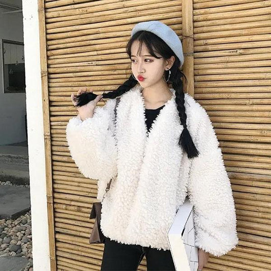 Autumn and Winter Women's Loose Short Lamb Wool Cardigan Jacket Student Warm Wool Long-sleeved Outer Jacket