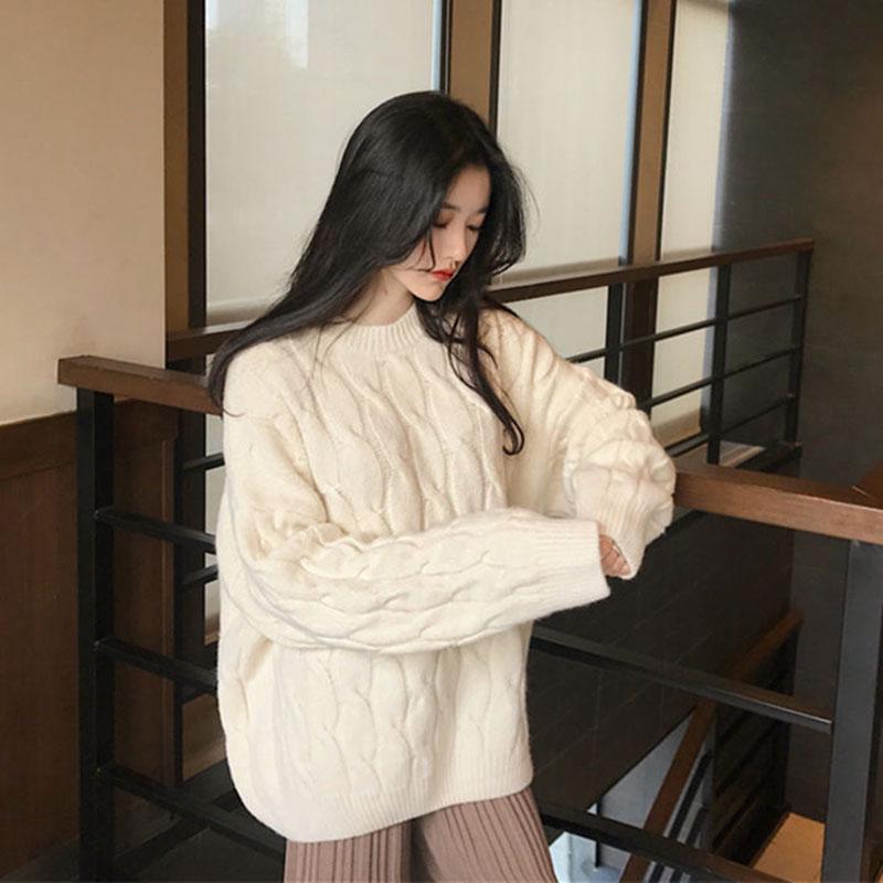 Wearing A Sweater Outside In Autumn and Winter Plus Size Sweater Round Neck Sweater To Keep Warm