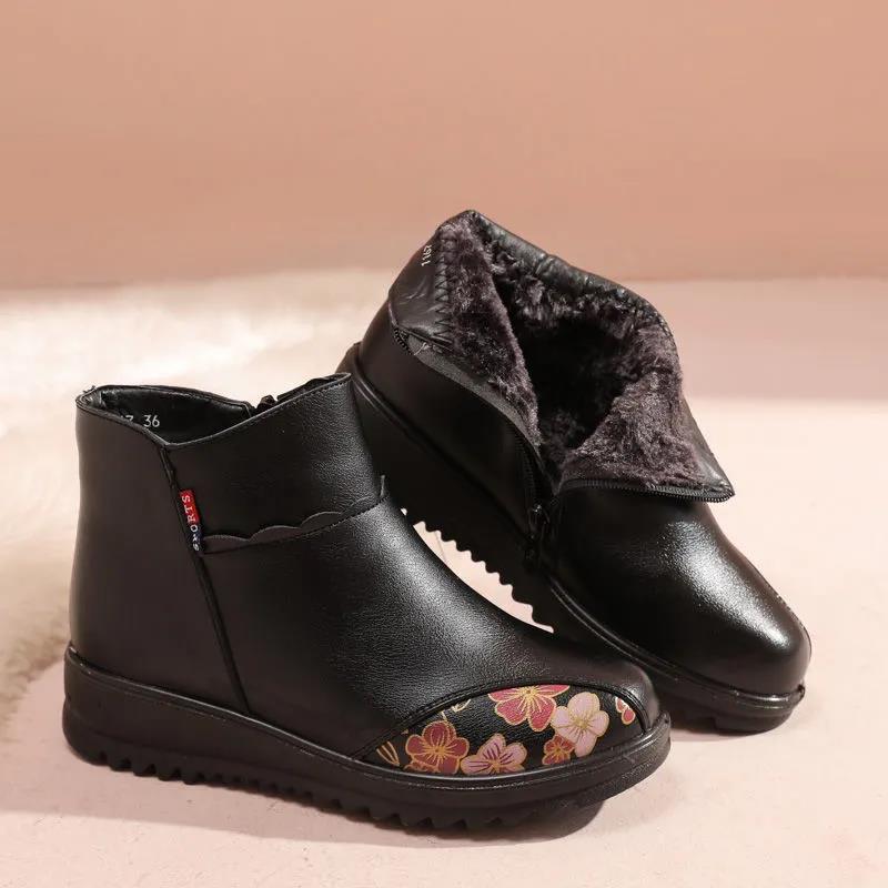 Women's Leather Cotton Shoes Winter Soft Bottom and Velvet Warm Leather Shoes Non-slip Short Boots