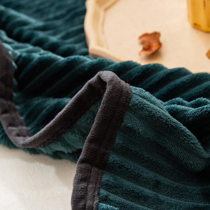 Winter Thick Coral Fleece Blanket Simple Style Warm Blanket Household Blanket Twin Queen King