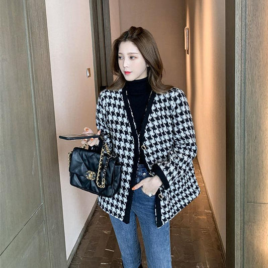 Women's Tweed Jacket Autumn and Winter Retro Houndstooth Woolen Top V-neck Jacket