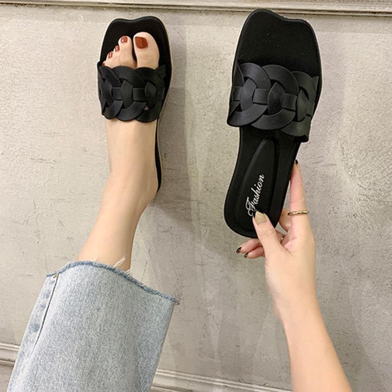 Fairy Style Slippers Indoor and Outdoor Flat-bottomed Wild Korean Round Side Open-toed Sandals and Slippers