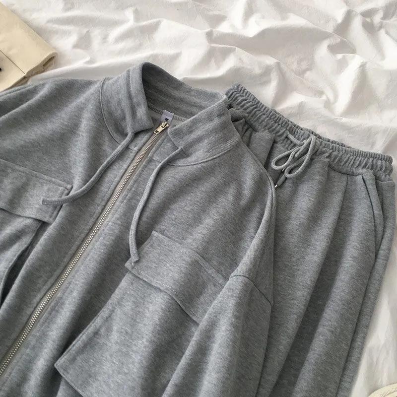 2PCS Women Casual Sportswear Suit Zipper Cardigan + Loose Trousers Two-piece Set Slimming Ladies Lazy Style Age-reducing Suit Girls Athletic Clothing