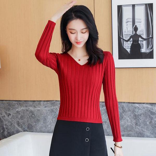 Autumn and Winter Knitted V-neck Sweater All-match Slim Short Top Small Simple Solid Color Female Bottoming Shirt