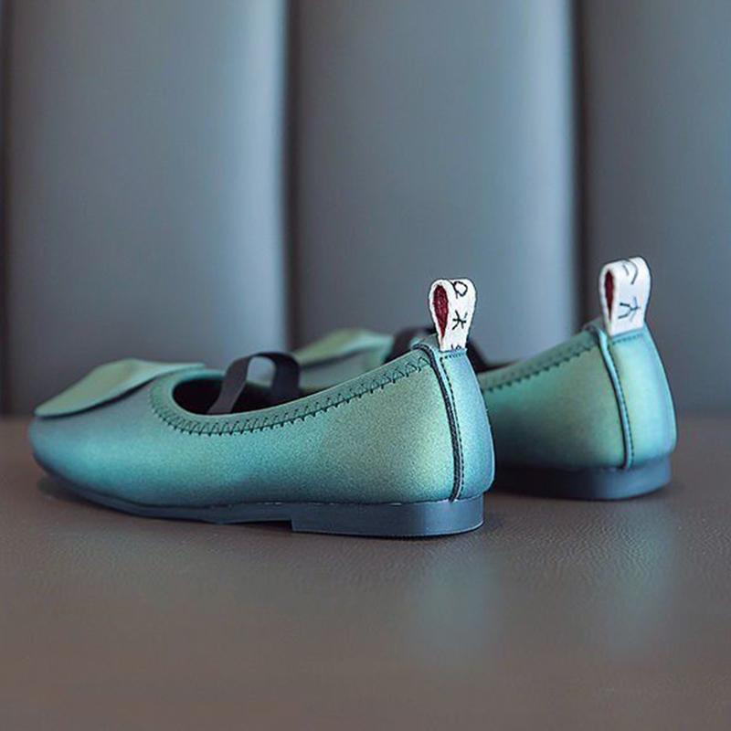 Kids Flat Shoes Children's Casual Sandals School Girls Princess Pu Leather Shoes Non-Slip Kids Retro  Soft Bottom Loafer