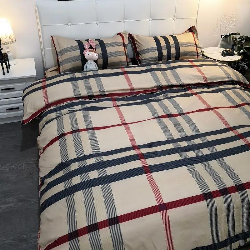 Cotton Fashion Printing Four-piece Skin-friendly Soft Quilt Cover Sheet Double Bed Bedding Set