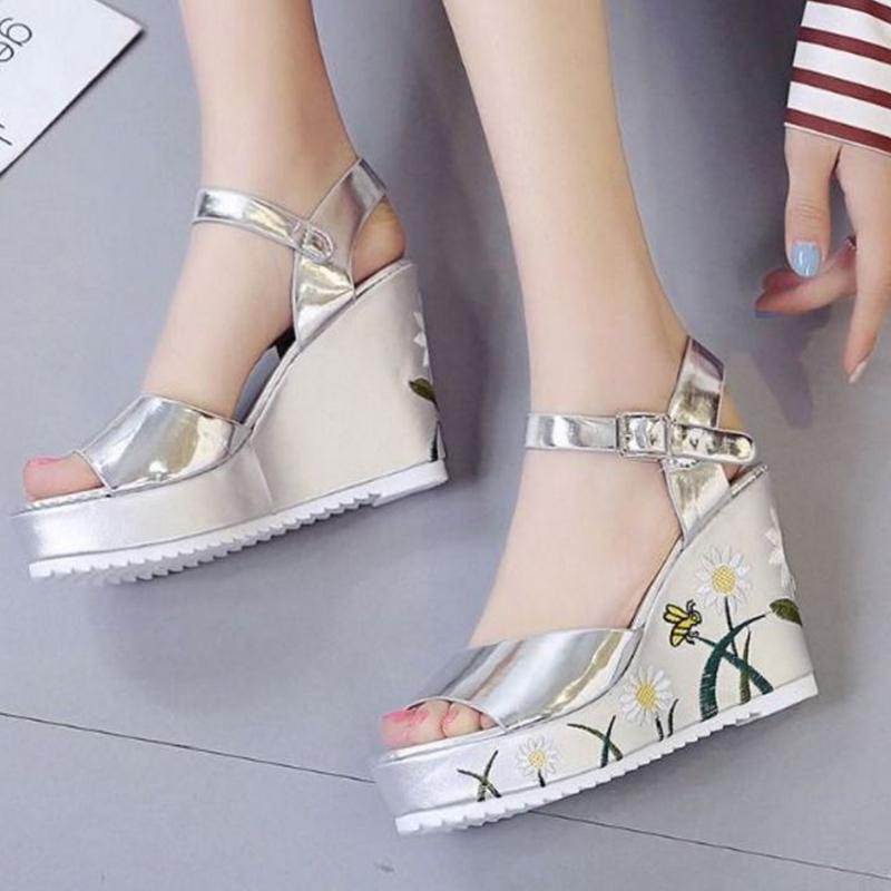 Wedge Sandals Women's Summer Casual Style Rhinestone Rivet Platform Platform Shoes  High Heel Roman Shoes