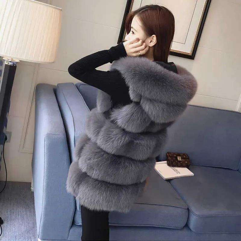 Faux Fur Vest Women's Mid-length Autumn and Winter New Style Hooded Thick Warm Fur Vest Stitching Jacket Women's Comfort and Softness